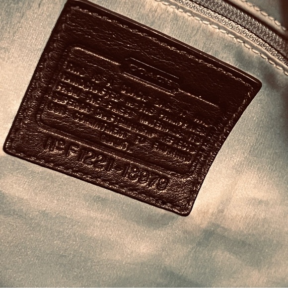 Coach 18979 Black Signature Jacquard Large Handbag - Picture 6 of 6